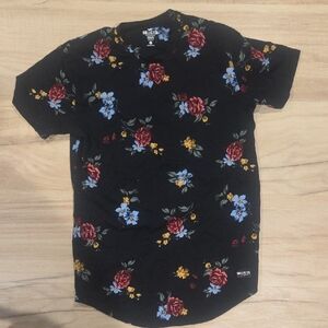 Hollister Black Floral Short Sleeve Tee